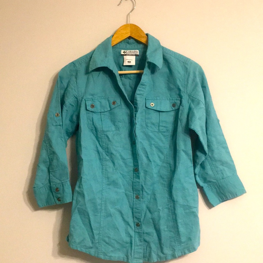 Columbia Button Down Shirt small